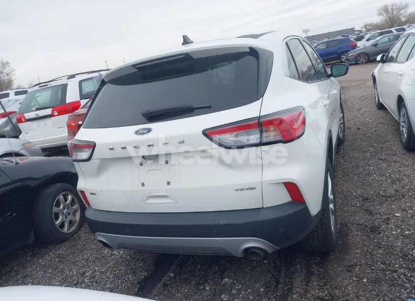 Photo 15 of 2022 Ford Escape SE (VIN 1FMCU9G62NUA60759)