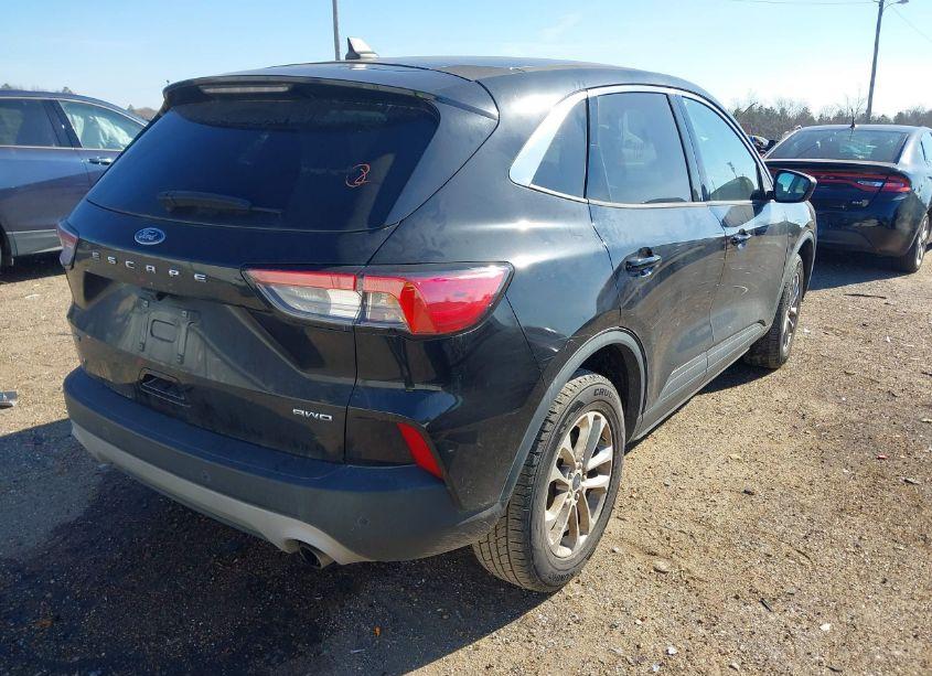 Photo 4 of 2022 Ford Escape SE (VIN 1FMCU9G62NUA66514)