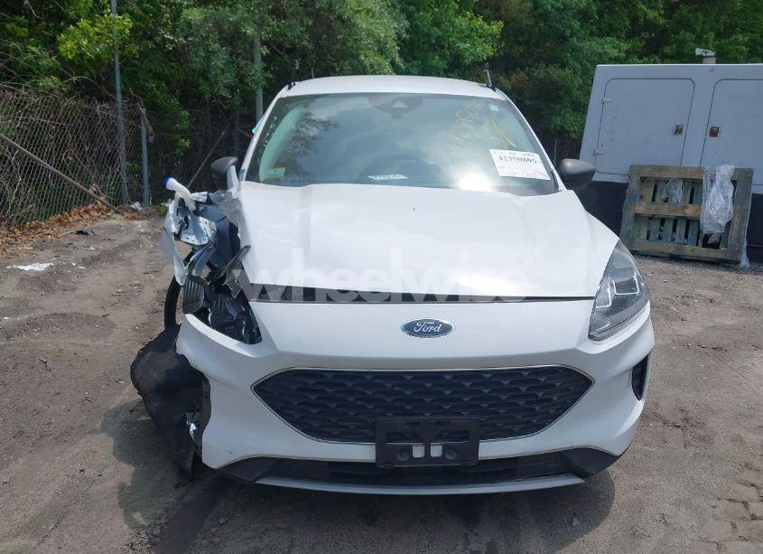 Photo 12 of 2022 Ford Escape SE (VIN 1FMCU9G62NUA67291)