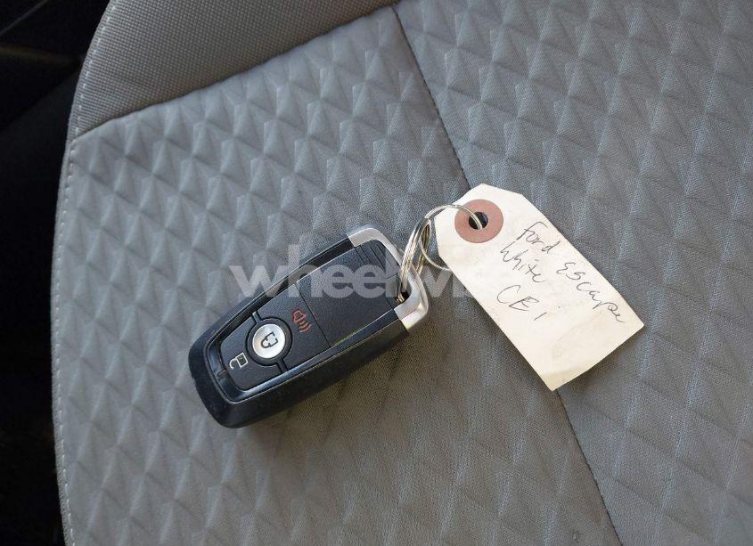 Photo 11 of 2022 Ford Escape SE (VIN 1FMCU9G62NUA68442)