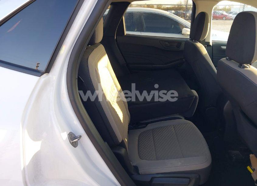 Photo 8 of 2022 Ford Escape SE (VIN 1FMCU9G62NUB11192)