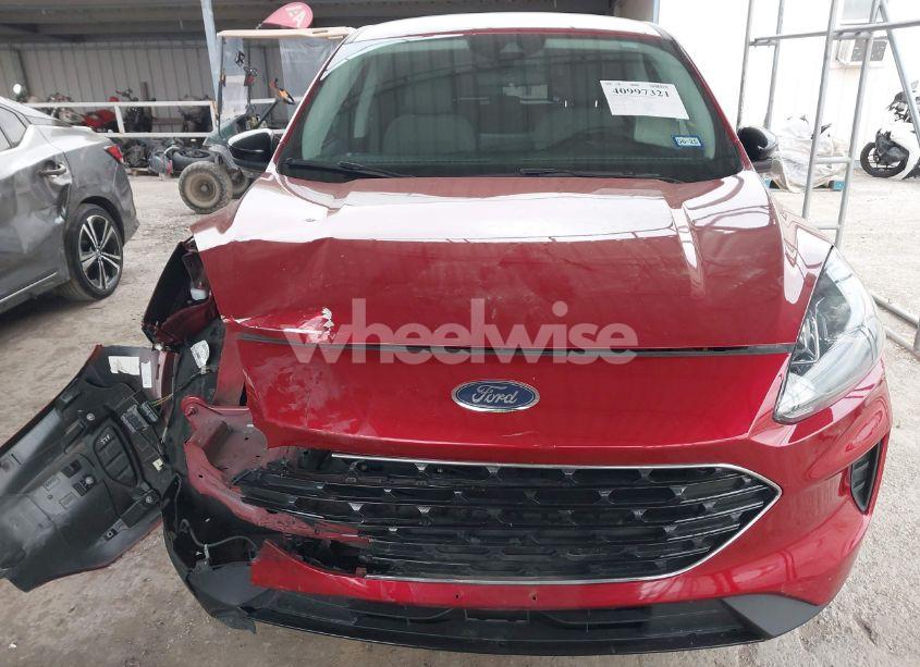 Photo 13 of 2022 Ford Escape SE (VIN 1FMCU9G62NUB50719)