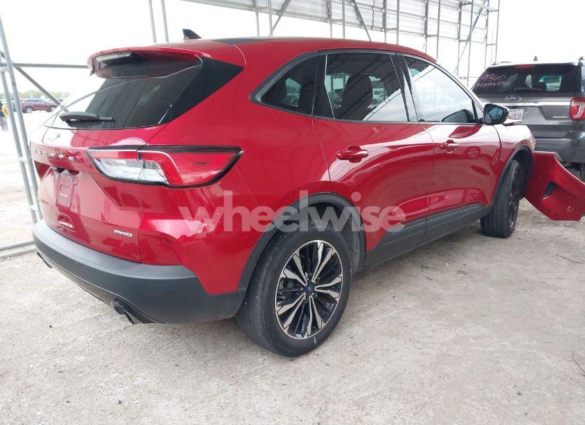 Photo 4 of 2022 Ford Escape SE (VIN 1FMCU9G62NUB50719)