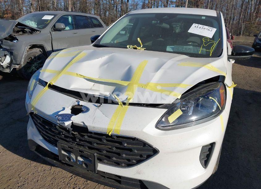 Photo 6 of 2022 Ford Escape SE (VIN 1FMCU9G62NUB96986)