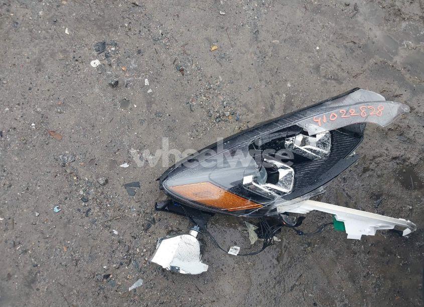 Photo 12 of 2022 Ford Escape SE (VIN 1FMCU9G62NUC00423)