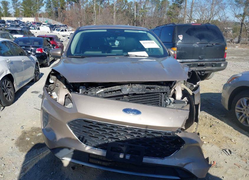 Photo 12 of 2020 Ford Escape SE (VIN 1FMCU9G63LUB61189)