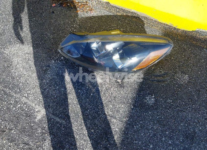 Photo 12 of 2020 Ford Escape SE (VIN 1FMCU9G63LUC12626)