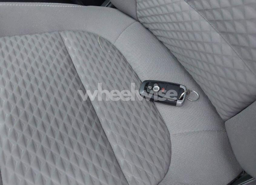 Photo 11 of 2020 Ford Escape SE (VIN 1FMCU9G63LUC28731)