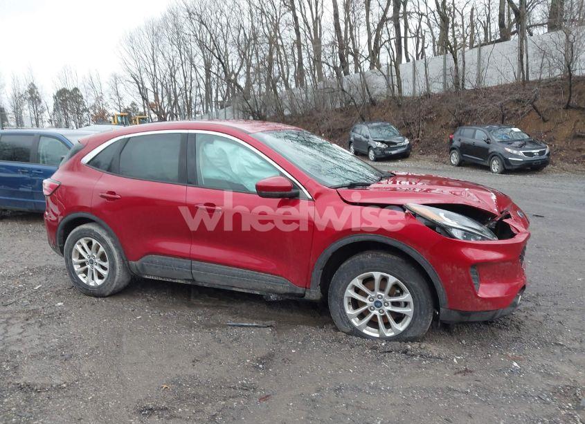 Photo 14 of 2020 Ford Escape SE (VIN 1FMCU9G63LUC28731)