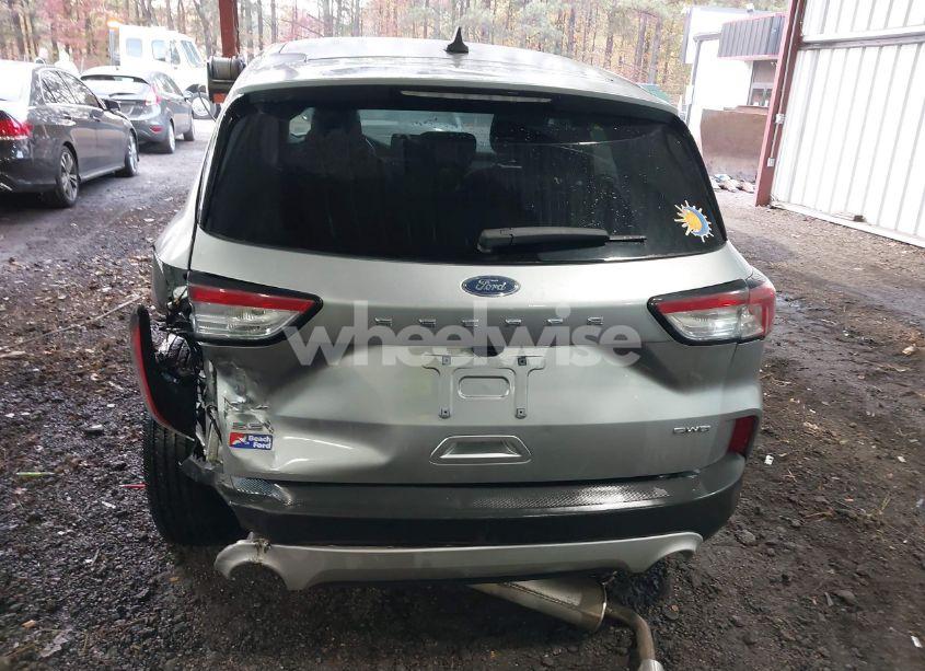 Photo 16 of 2021 Ford Escape SE (VIN 1FMCU9G63MUA28160)