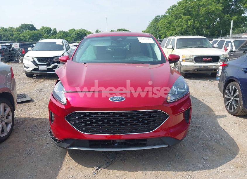 Photo 11 of 2021 Ford Escape SE (VIN 1FMCU9G63MUA92215)