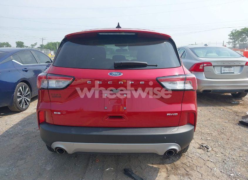 Photo 15 of 2021 Ford Escape SE (VIN 1FMCU9G63MUA92215)