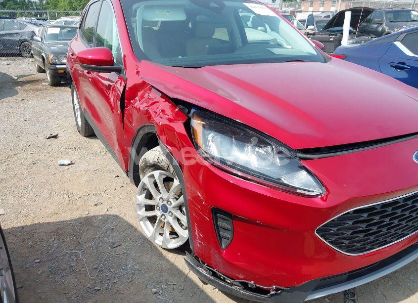 Photo 6 of 2021 Ford Escape SE (VIN 1FMCU9G63MUA92215)