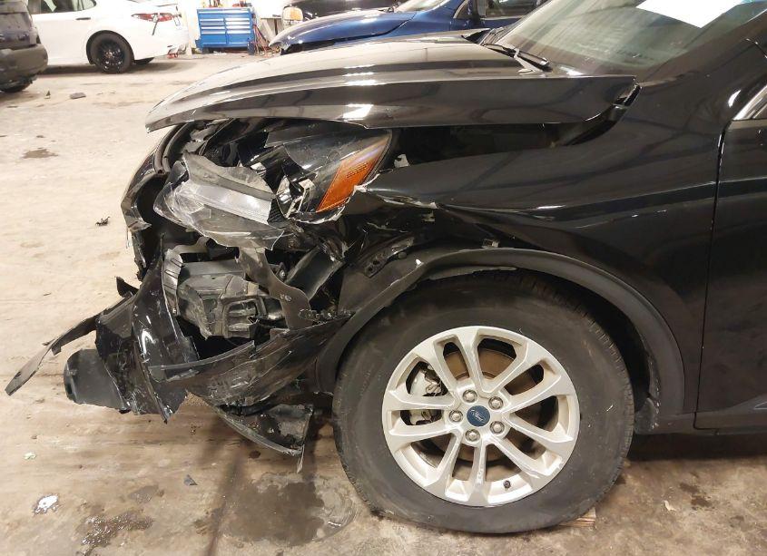 Photo 17 of 2021 Ford Escape SE (VIN 1FMCU9G63MUA93929)