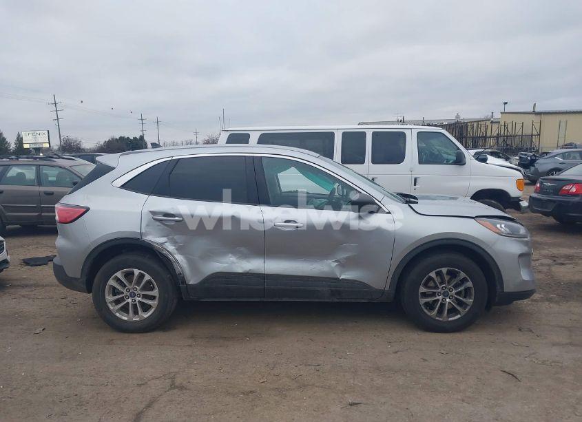 Photo 13 of 2022 Ford Escape SE (VIN 1FMCU9G63NUA32663)