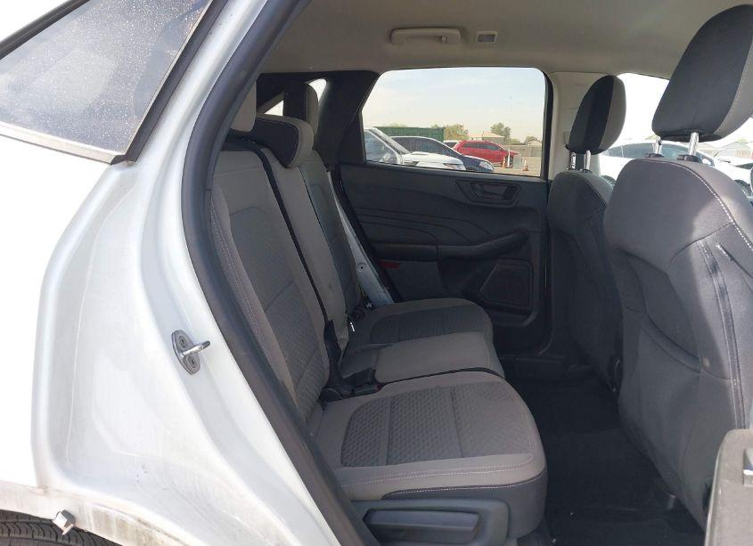 Photo 8 of 2022 Ford Escape SE (VIN 1FMCU9G63NUA60463)