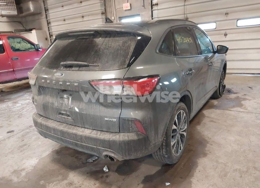 Photo 4 of 2022 Ford Escape SE (VIN 1FMCU9G63NUB20208)