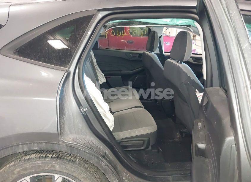 Photo 8 of 2022 Ford Escape SE (VIN 1FMCU9G63NUB20208)