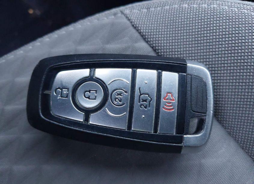 Photo 11 of 2022 Ford Escape SE (VIN 1FMCU9G63NUB81445)