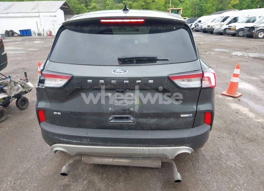 Photo 17 of 2020 Ford Escape SE (VIN 1FMCU9G64LUA25167)