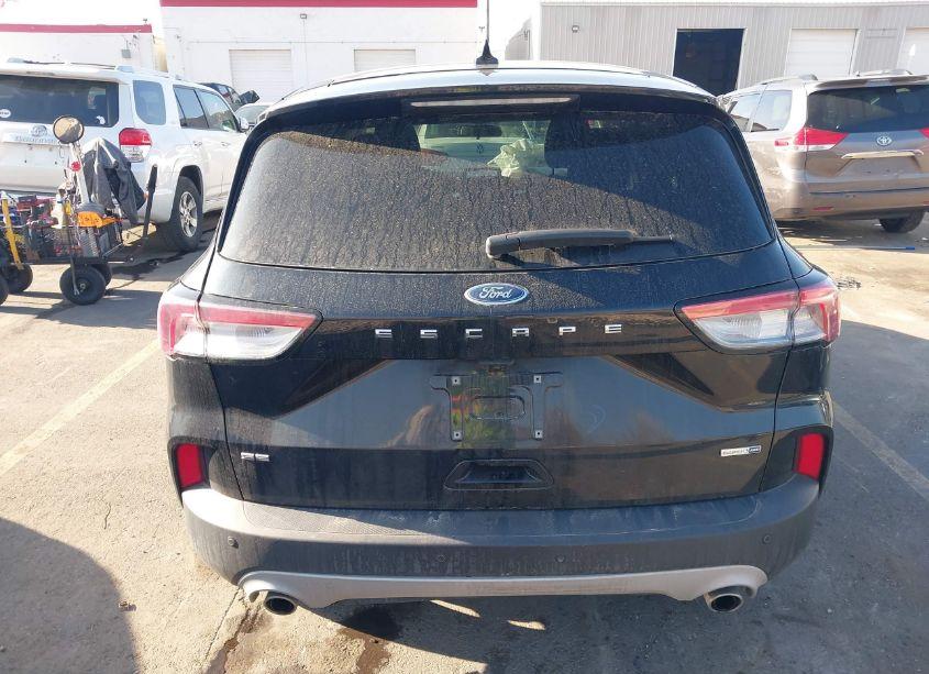 Photo 16 of 2020 Ford Escape SE (VIN 1FMCU9G64LUA44625)