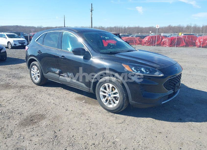 2020 Ford Escape SE (VIN 1FMCU9G64LUA95302) main photo