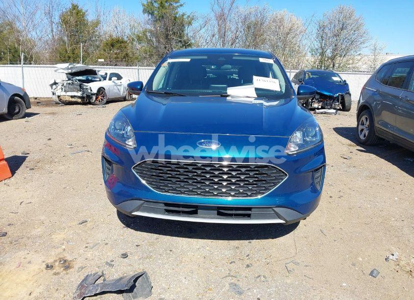 Photo 12 of 2020 Ford Escape SE (VIN 1FMCU9G64LUB00871)