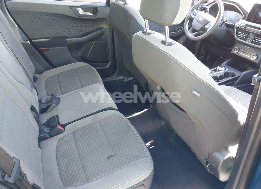 Photo 8 of 2020 Ford Escape SE (VIN 1FMCU9G64LUB00871)