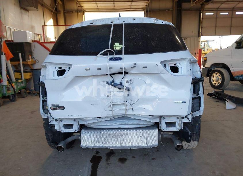 Photo 16 of 2020 Ford Escape SE (VIN 1FMCU9G64LUB80320)