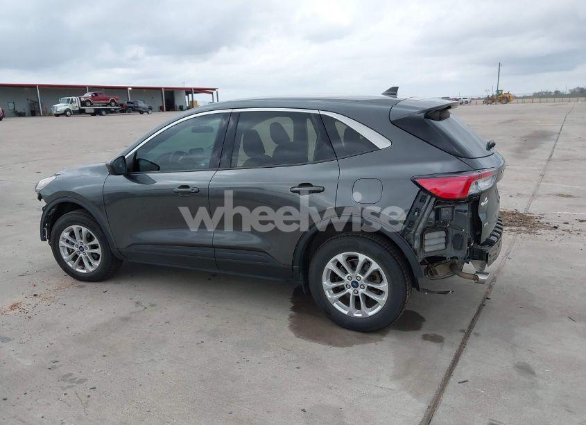 Photo 14 of 2020 Ford Escape SE (VIN 1FMCU9G64LUB85887)