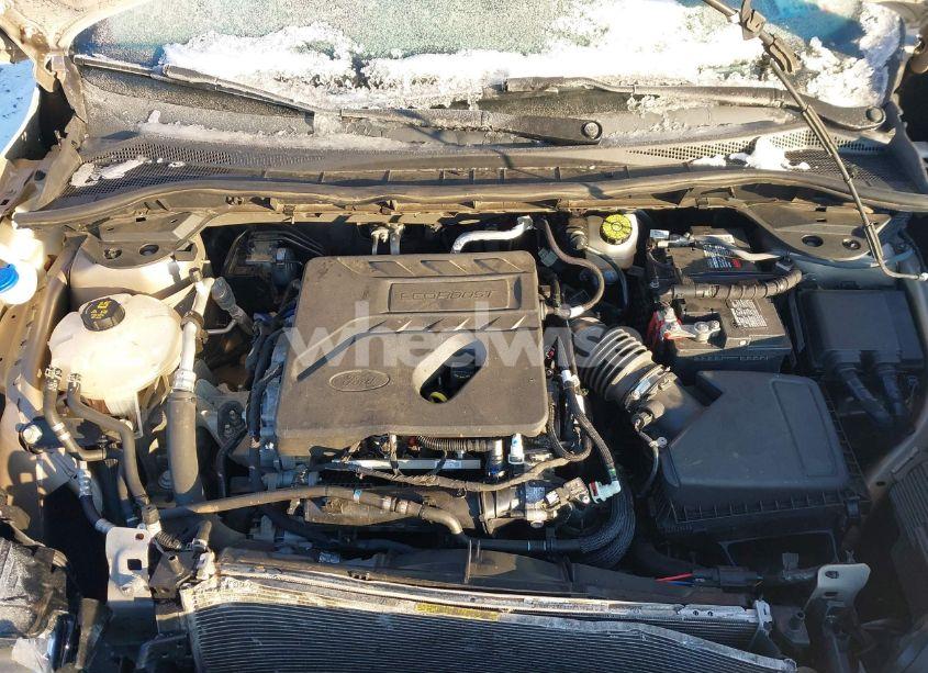 Photo 10 of 2020 Ford Escape SE (VIN 1FMCU9G64LUC23540)