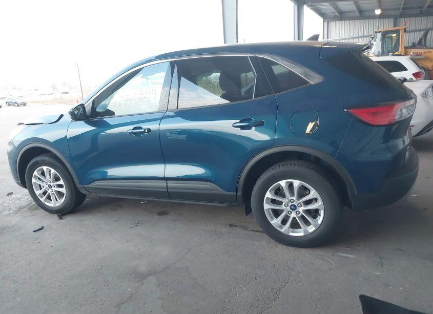 Photo 14 of 2020 Ford Escape SE (VIN 1FMCU9G64LUC52875)