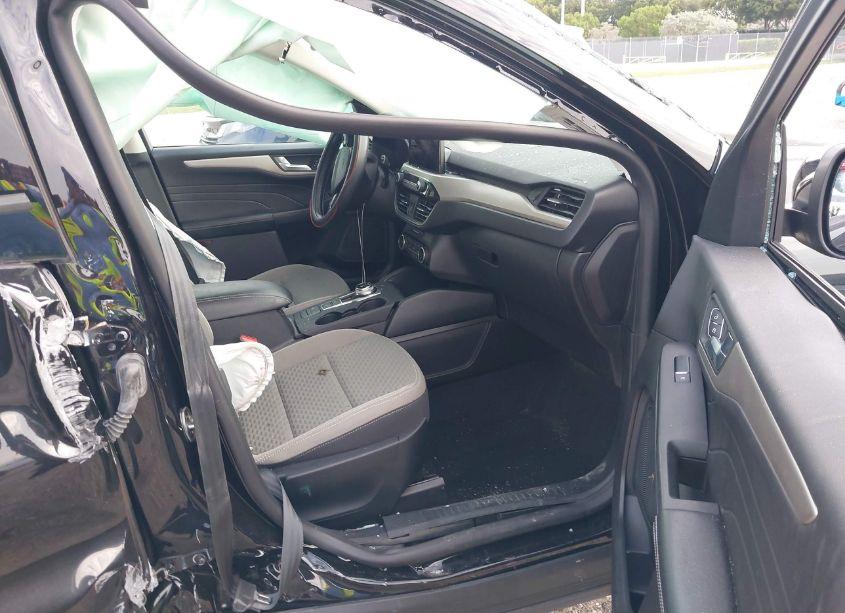 Photo 5 of 2021 Ford Escape SE (VIN 1FMCU9G64MUA87248)