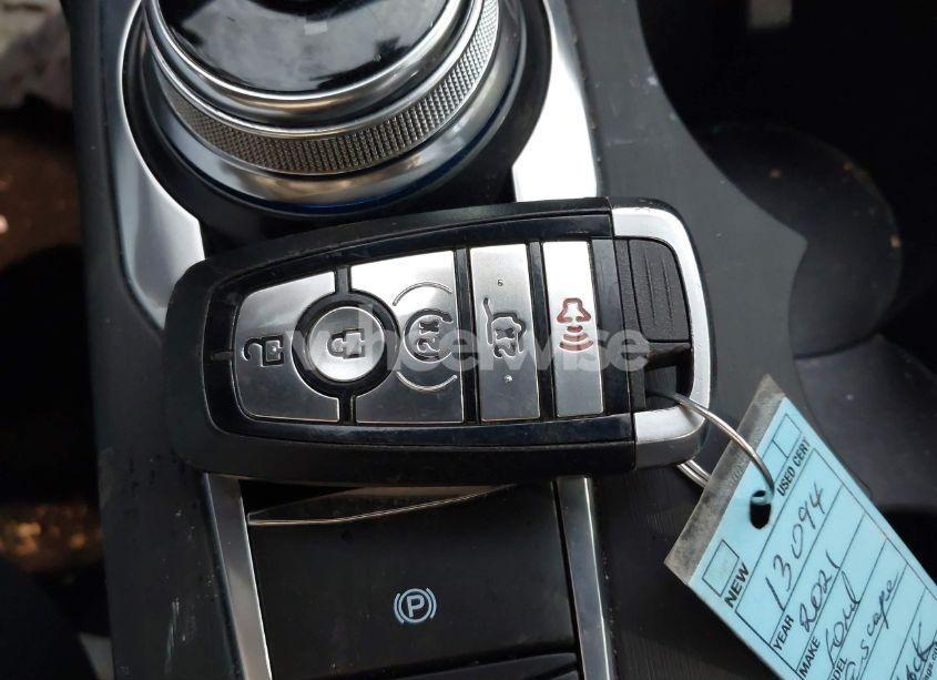 Photo 11 of 2021 Ford Escape SE (VIN 1FMCU9G64MUB16053)