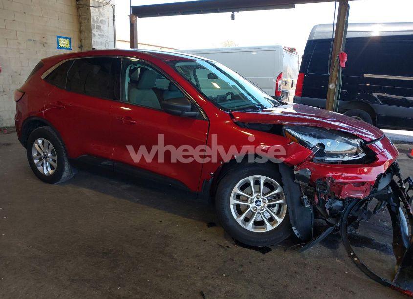 2022 Ford Escape SE (VIN 1FMCU9G64NUA01499) main photo