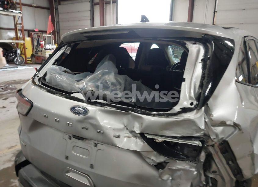 Photo 6 of 2020 Ford Escape SE (VIN 1FMCU9G65LUA26487)