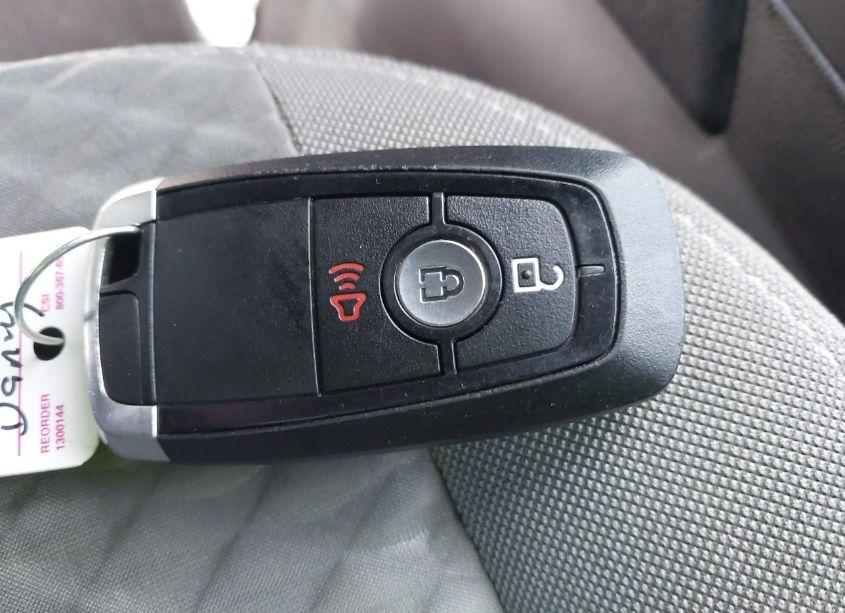 Photo 11 of 2020 Ford Escape SE (VIN 1FMCU9G65LUA33388)