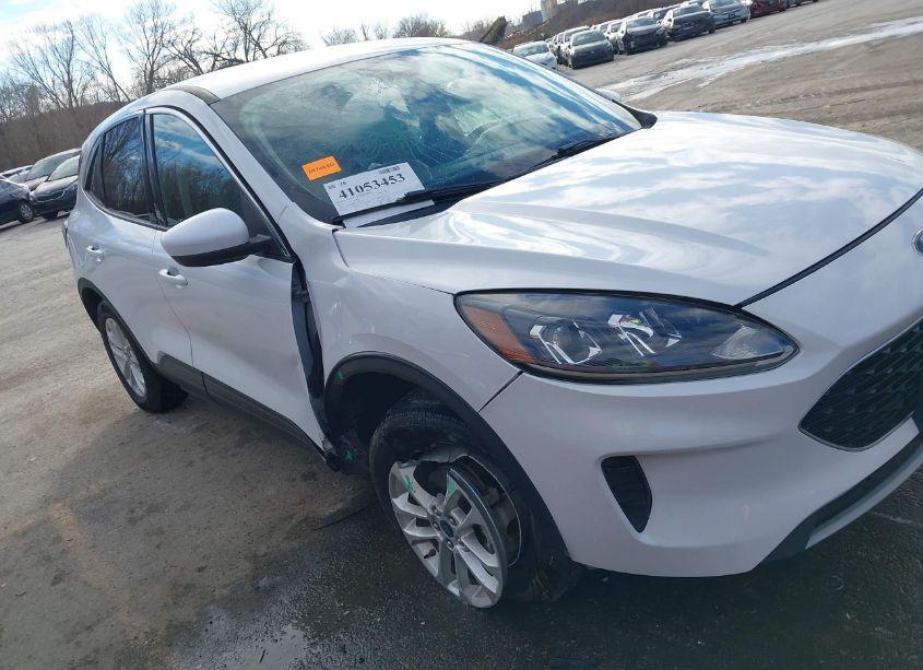 Photo 6 of 2020 Ford Escape SE (VIN 1FMCU9G65LUA33388)