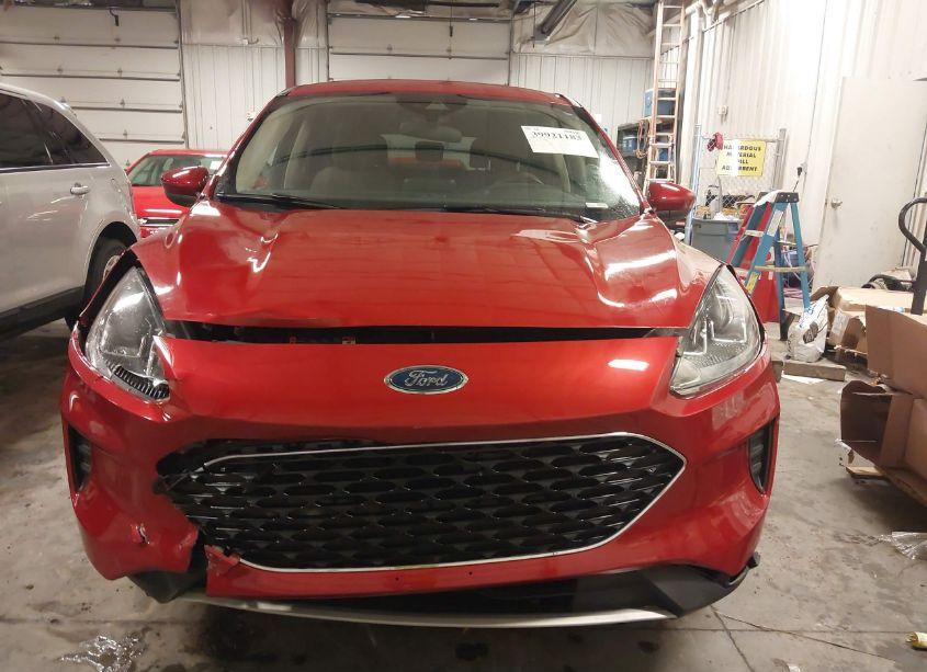 Photo 13 of 2020 Ford Escape SE (VIN 1FMCU9G65LUA38834)