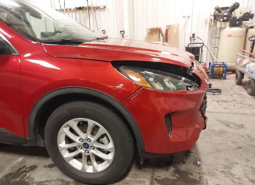 Photo 6 of 2020 Ford Escape SE (VIN 1FMCU9G65LUA38834)