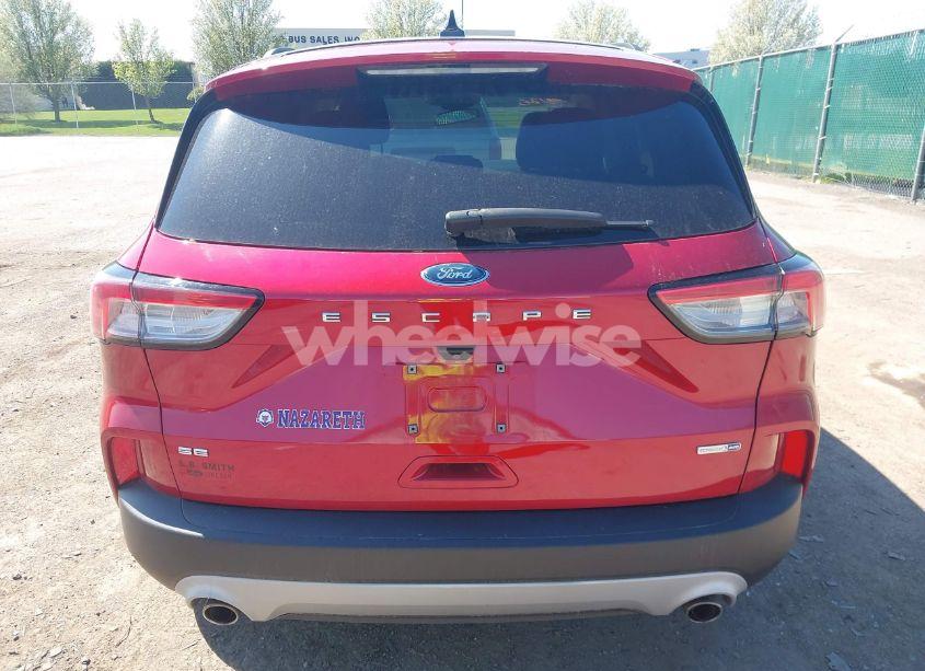 Photo 16 of 2020 Ford Escape SE (VIN 1FMCU9G65LUA45282)