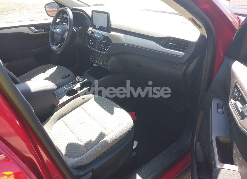 Photo 5 of 2020 Ford Escape SE (VIN 1FMCU9G65LUA45282)