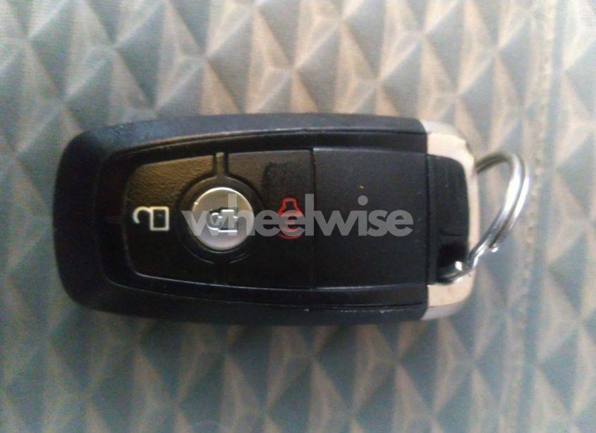 Photo 11 of 2020 Ford Escape SE (VIN 1FMCU9G65LUA65449)