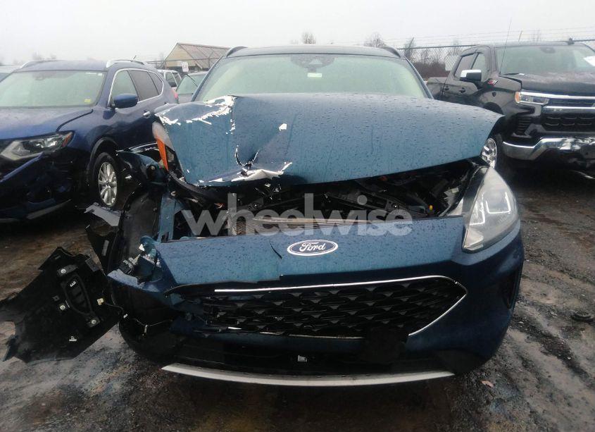Photo 13 of 2020 Ford Escape SE (VIN 1FMCU9G65LUA65449)