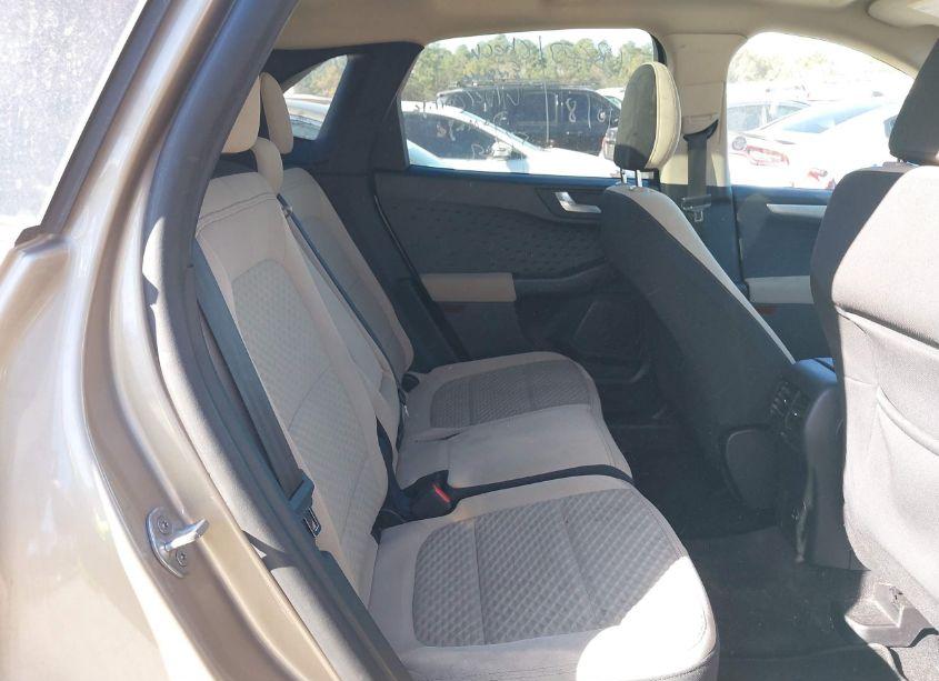 Photo 8 of 2020 Ford Escape SE (VIN 1FMCU9G65LUA82610)