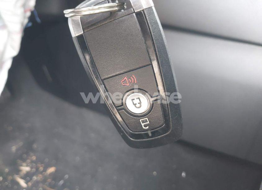 Photo 11 of 2020 Ford Escape SE (VIN 1FMCU9G65LUB23480)