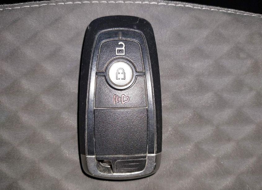 Photo 11 of 2020 Ford Escape SE (VIN 1FMCU9G65LUB37296)