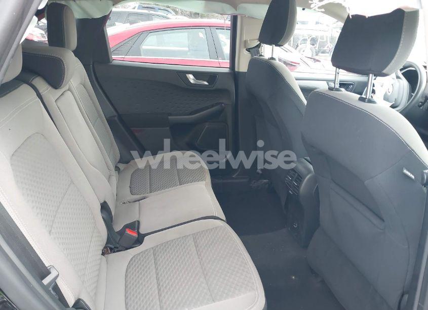 Photo 8 of 2020 Ford Escape SE (VIN 1FMCU9G65LUC41738)