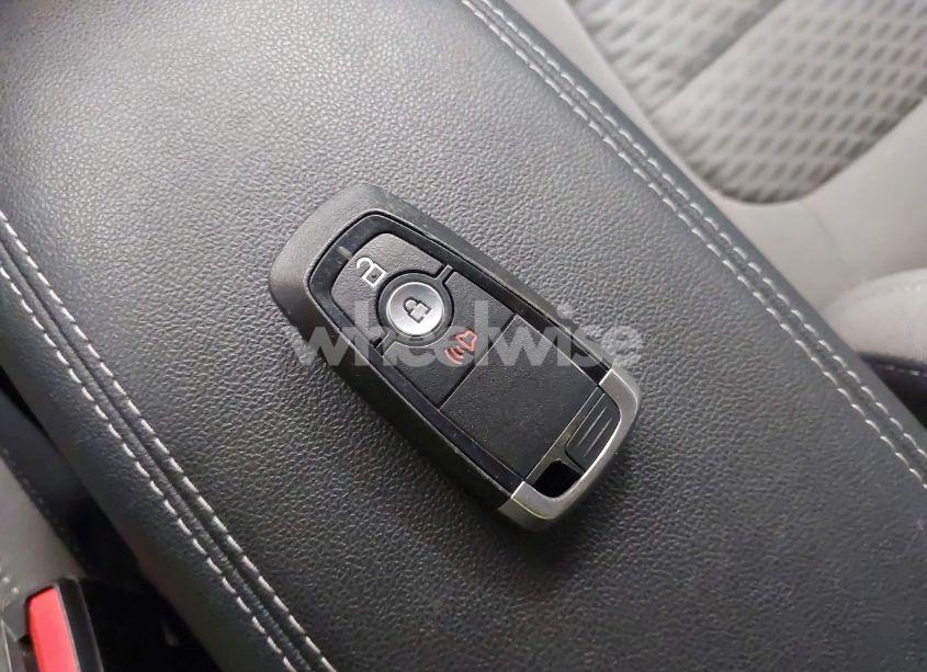 Photo 11 of 2020 Ford Escape SE (VIN 1FMCU9G65LUC78353)