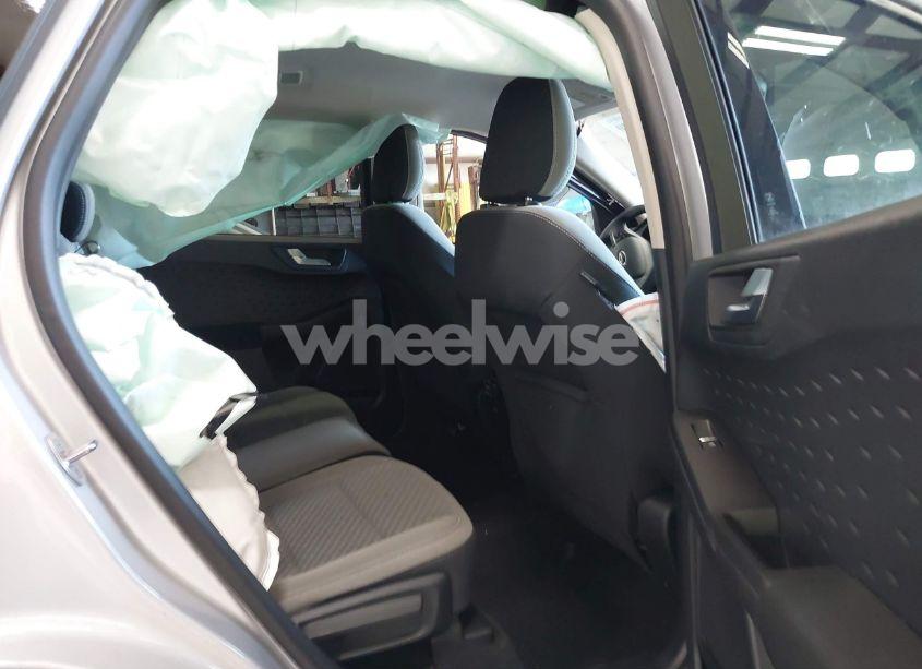 Photo 8 of 2020 Ford Escape SE (VIN 1FMCU9G65LUC78353)